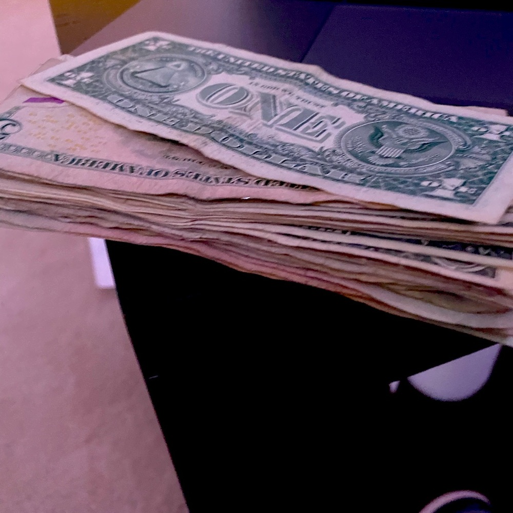 Meet your Posher, Jj